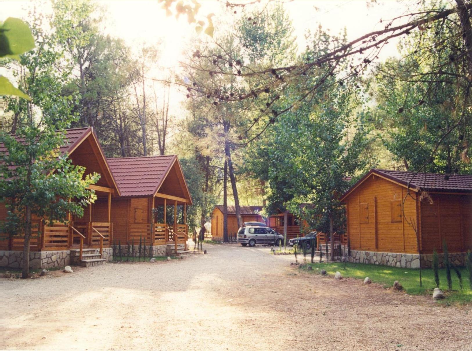 Camping Rural Llanos De Arance Coto Rios Extérieur photo